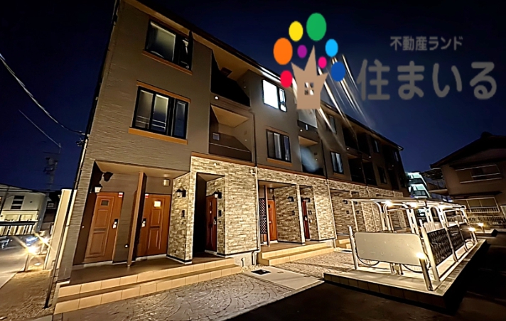 建物外観　※写真は同型タイプとなります