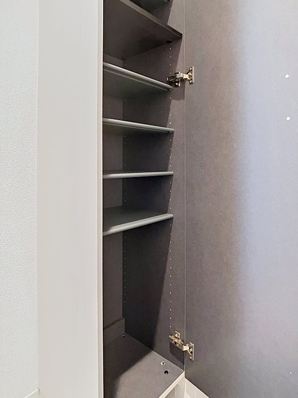 ISORA一番館の玄関写真