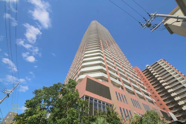 建物外観　阿波座ライズタワーズフラッグ46