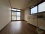 居室・リビング　広くてキレイなお部屋が広がっていて、充実した生活が送れそう。