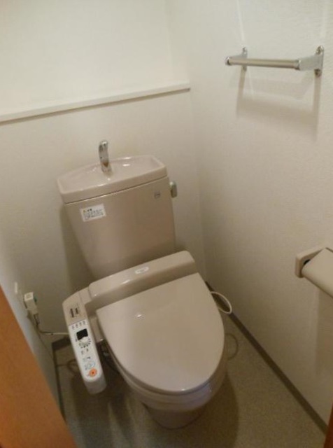 トイレ　同棟内参考写真
