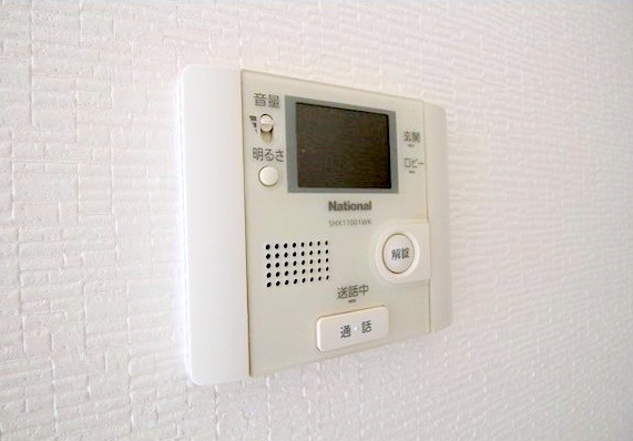 セキュリティ　モニター付きインターホン完備しています♪