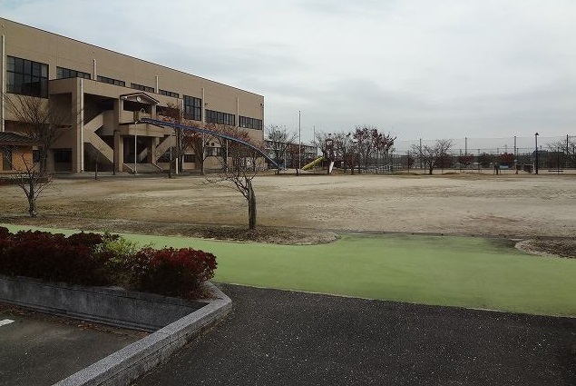 公園　芦刈運動公園（公園）まで450m