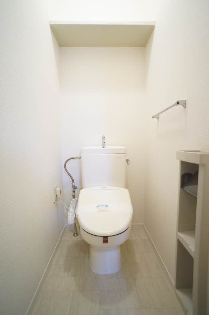 ファミールプラザBのトイレ写真