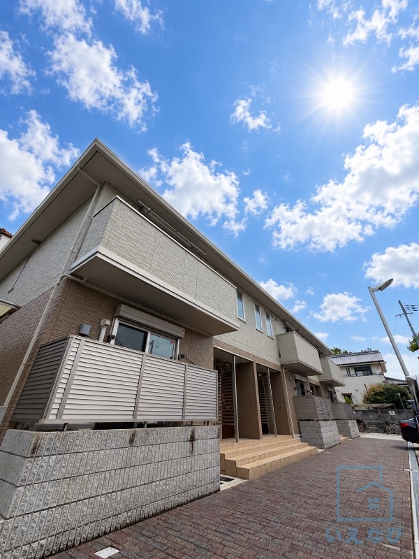 近鉄奈良線 若江岩田駅 徒歩15分 築9年