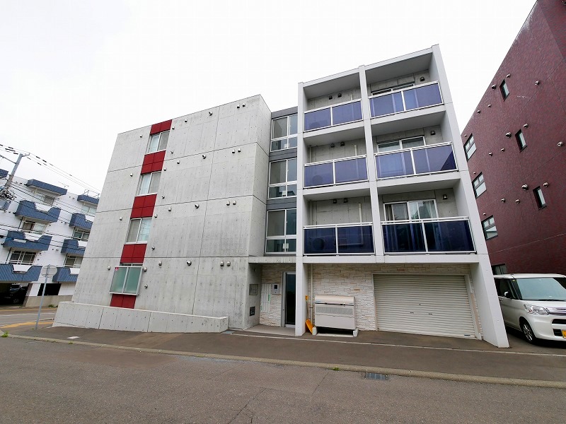 建物外観　地下鉄東西線　南郷１３丁目　徒歩2分