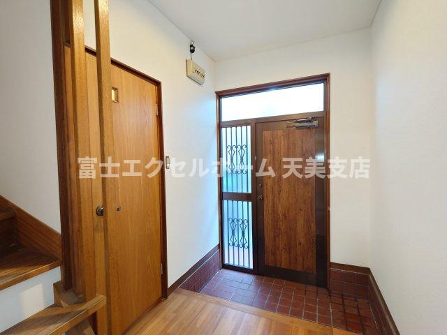 藤井寺市道明寺6丁目戸建て「の玄関写真