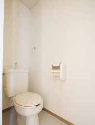 クレストールKZのトイレ写真