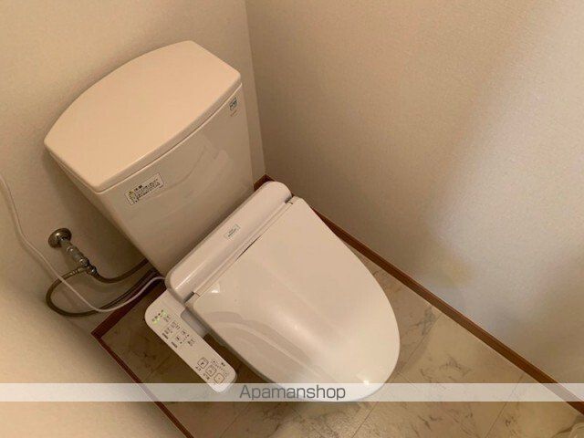 東急東横線 都立大学駅 徒歩6分 5階建 築23年のトイレ写真