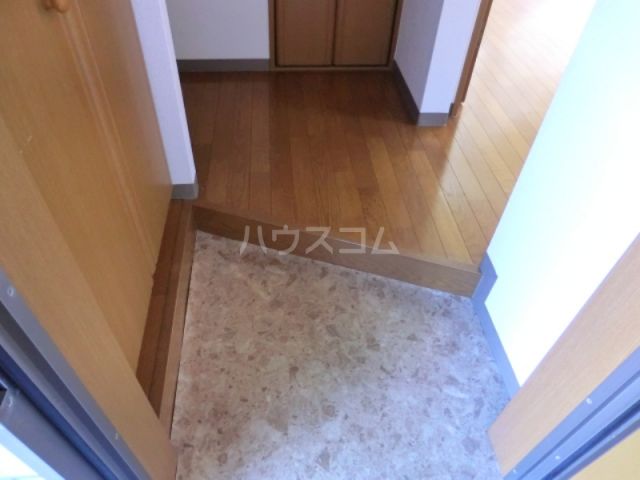 エバーグリーン IIの玄関写真