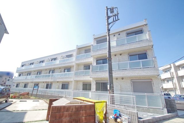 建物外観　★お部屋探しはタウンハウジング稲田堤店まで★