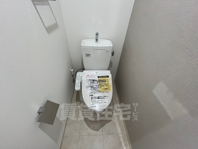地下鉄御堂筋線 東三国駅 徒歩4分 10階建 築3年のトイレ写真