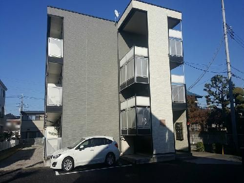 レオパレスNEW GREENIIの外観写真