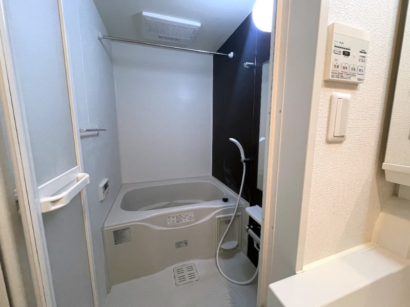 クロシェット1の風呂写真