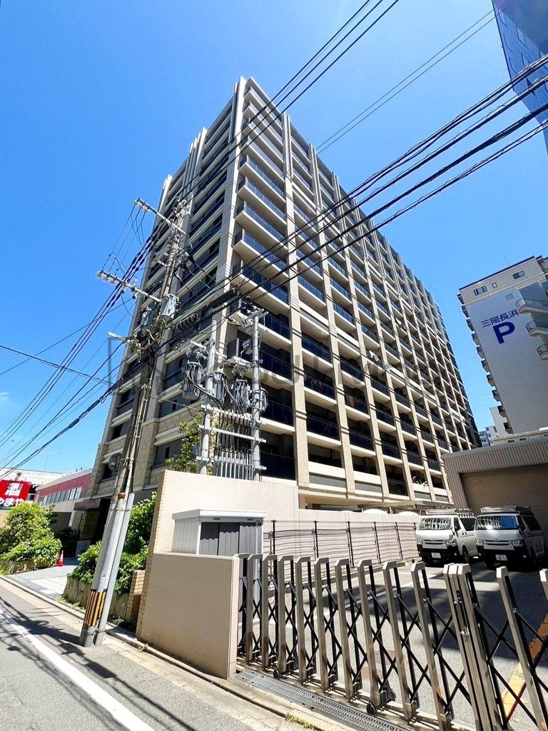 建物外観　ラグジュアリーマンション