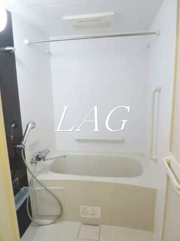 バス・シャワールーム　お風呂です。