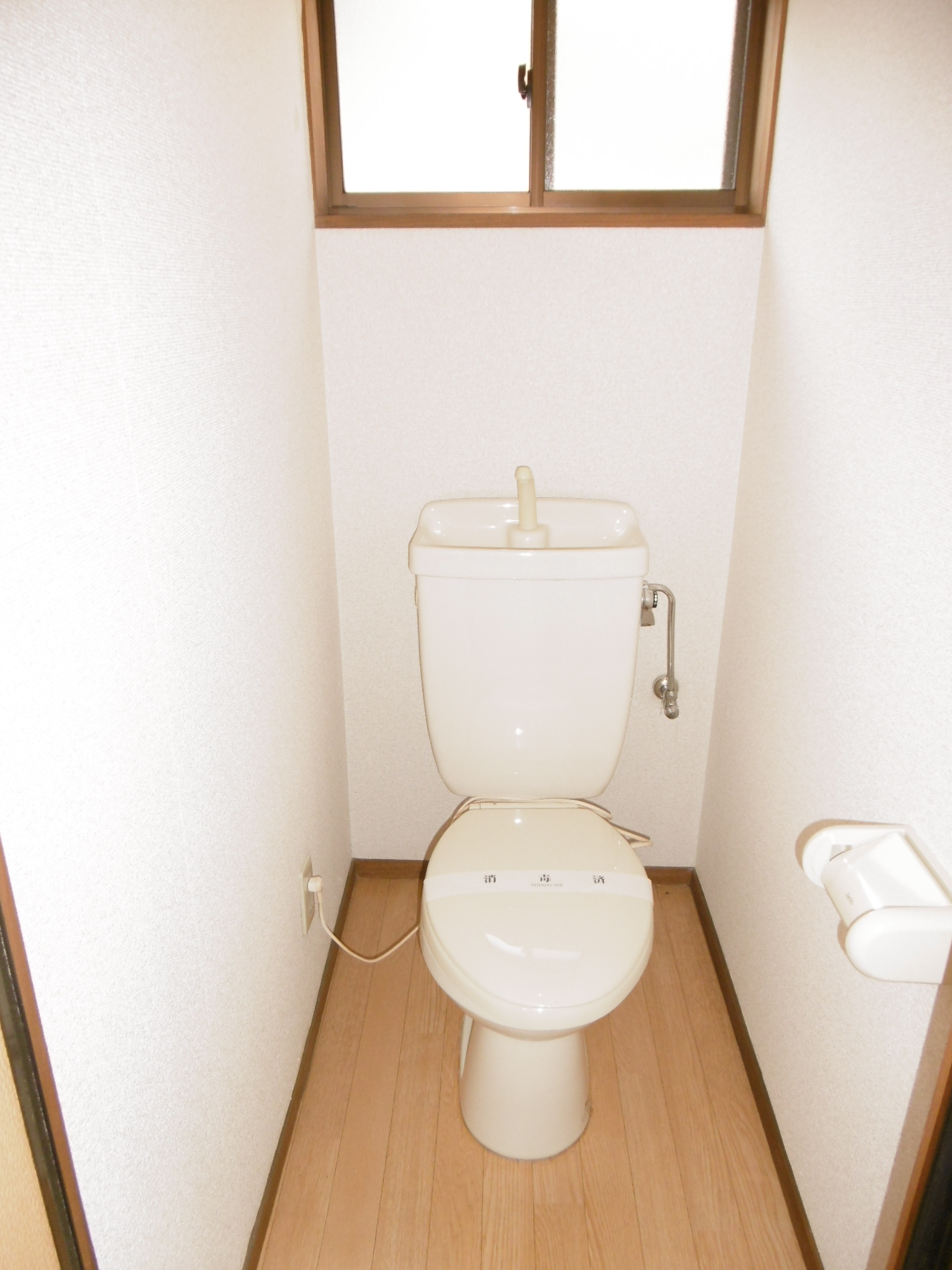 上毛電鉄 三俣駅 徒歩12分 1階建 築30年のトイレ写真