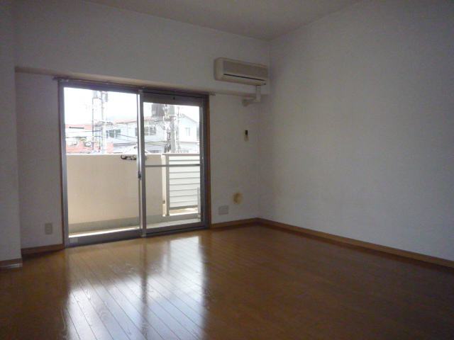 サンシャイン広交叉点_内装_1