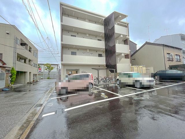 高知市昭和町のマンションの建物外観