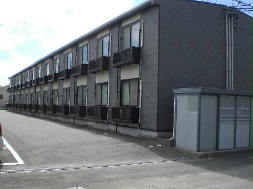 建物外観　家具家電設置、カードキー採用。