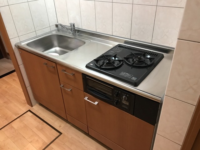 キッチン　システムキッチン搭載です