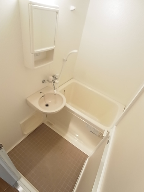 バス・シャワールーム　バス・トイレセパレート