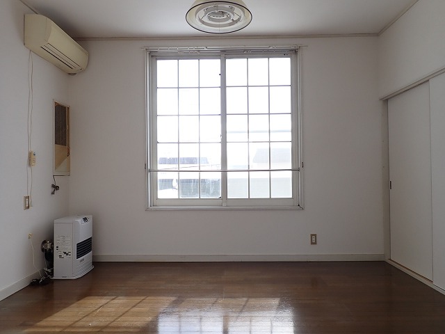 居室・リビング　洋室6.2帖のお部屋です