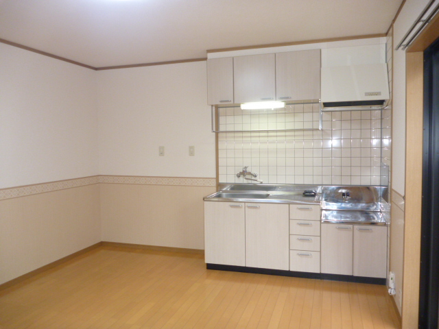 キッチン　上下収納付きのキッチン