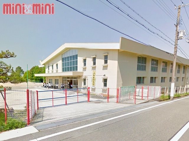 【明石市松が丘のマンションの小学校】