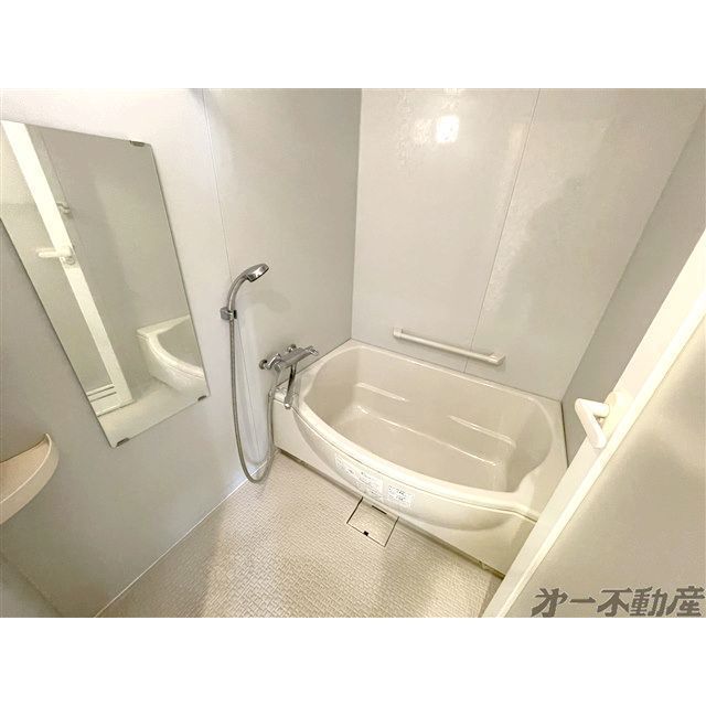 バス・シャワールーム　バス