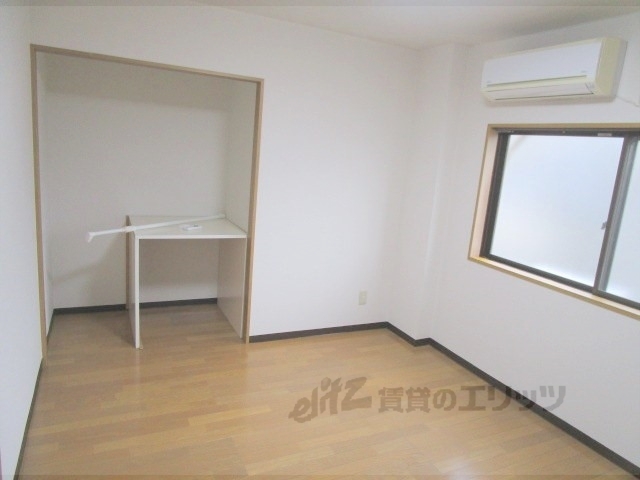 居室・リビング　居室