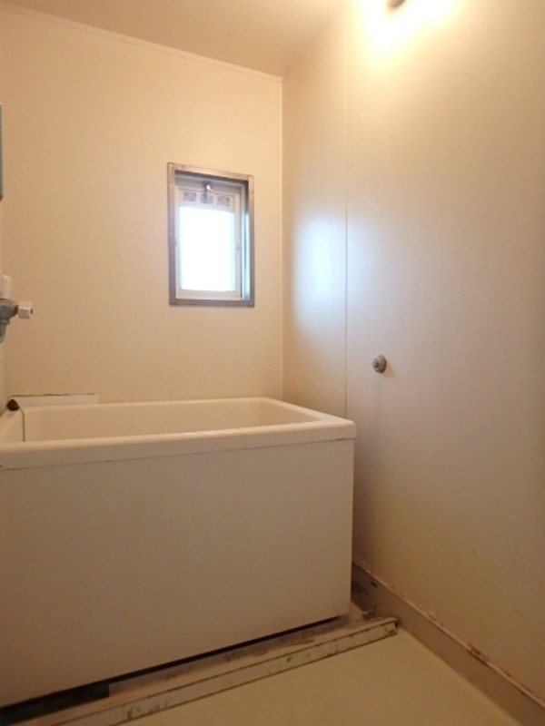 バス・シャワールーム　図面と現状に相違がある場合には現状を優先