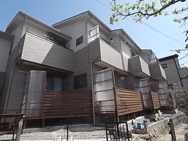奈良県奈良市山陵町（アパート）の賃貸物件の外観