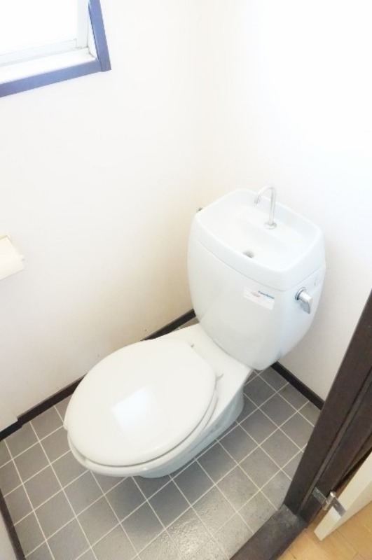 トイレ　図面と現状が相違がある場合には現状を優先