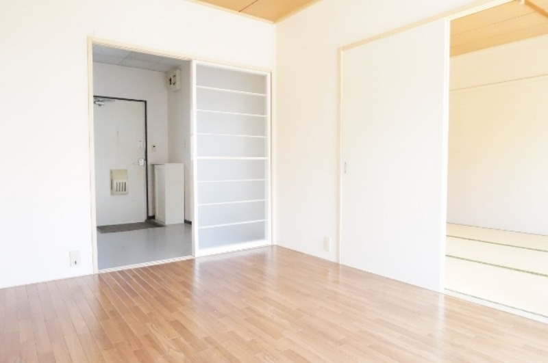 居室・リビング　図面と現状が相違がある場合には現状を優先