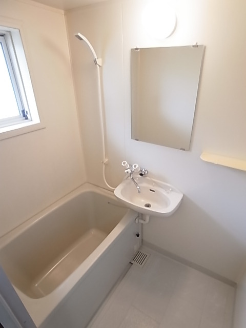 バス・シャワールーム　バスルーム