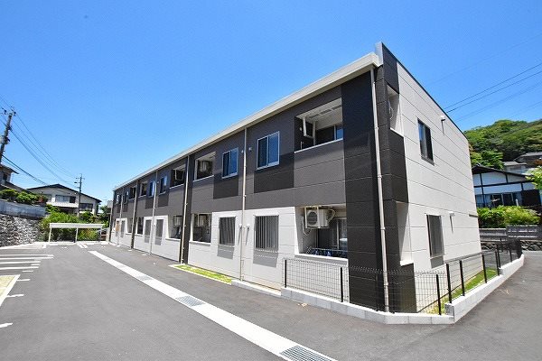 ＧｒｅｅｎＨｉｌｌｓ小文字（グリーンヒルズ小文字）の建物外観