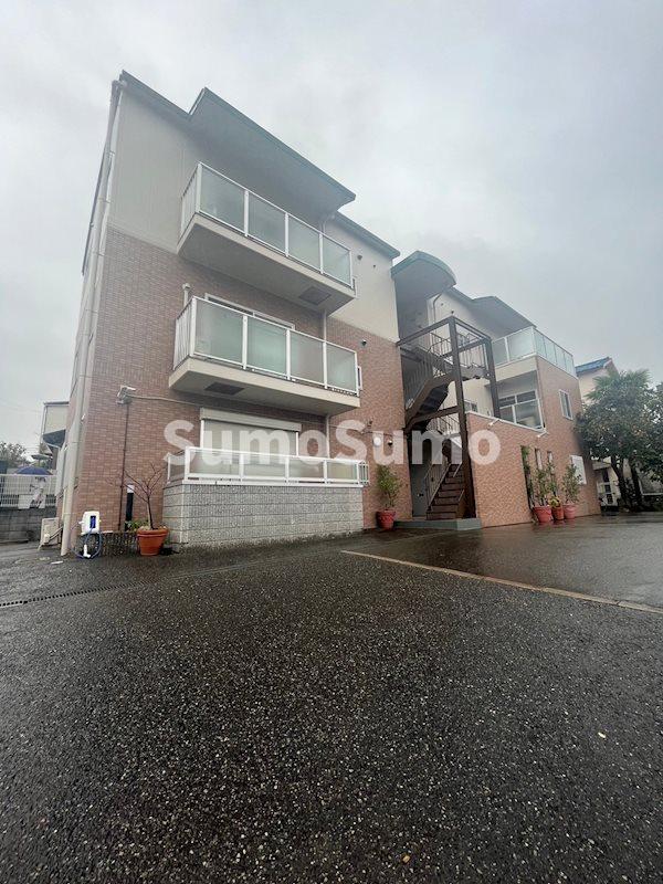 建物外観　外はこのようになっています