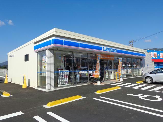 コンビニ　ローソン八幡浜駅前店（コンビニ）まで203m