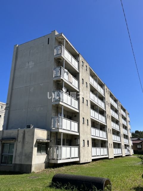 【Oasis Umedaira 1の建物外観】