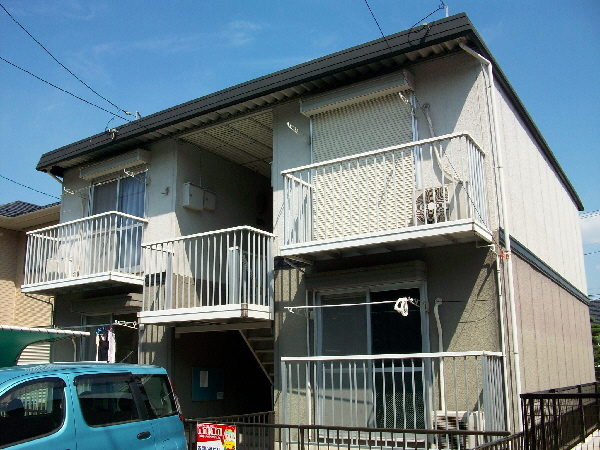 名古屋市中村区稲西町のアパートの建物外観