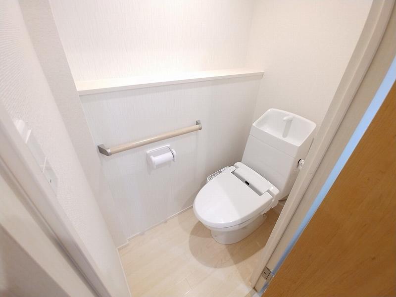 トイレ　トイレ