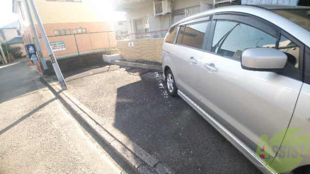 【仙台市若林区二軒茶屋のマンションの駐車場】