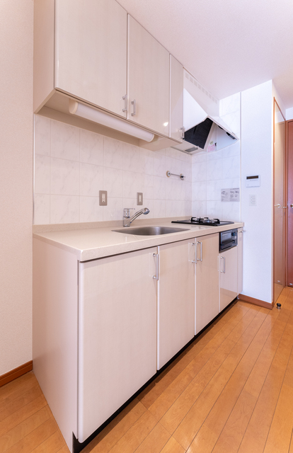 キッチン　写真は同タイプ住戸です。