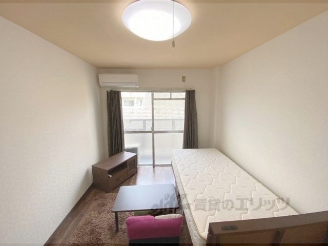 居室・リビング　洋室