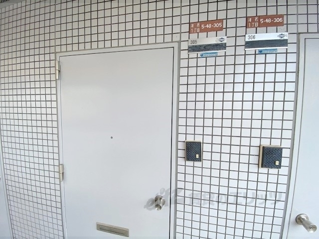 玄関　インターフォン