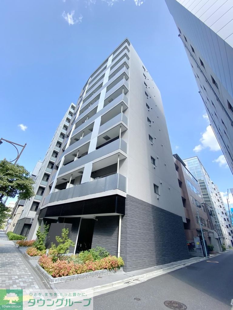 中央区日本橋箱崎町のマンションの建物外観