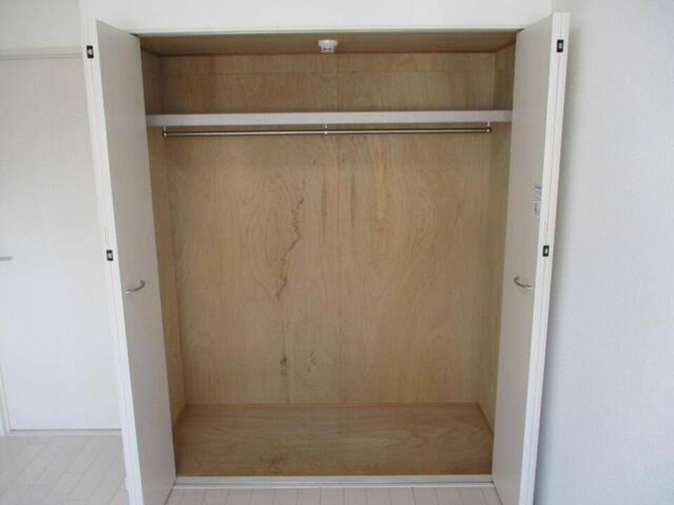 収納　クローゼット