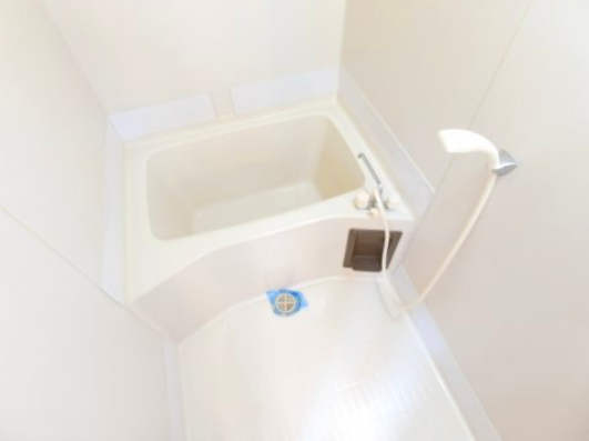 バス・シャワールーム　同物件別部屋イメージ写真