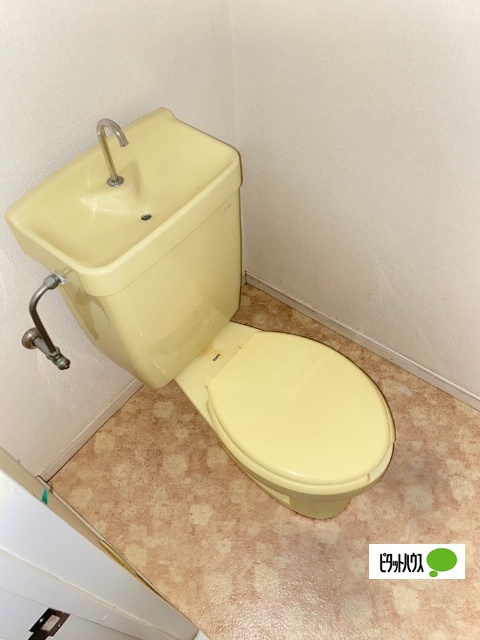 トイレ　※他部屋参考写真